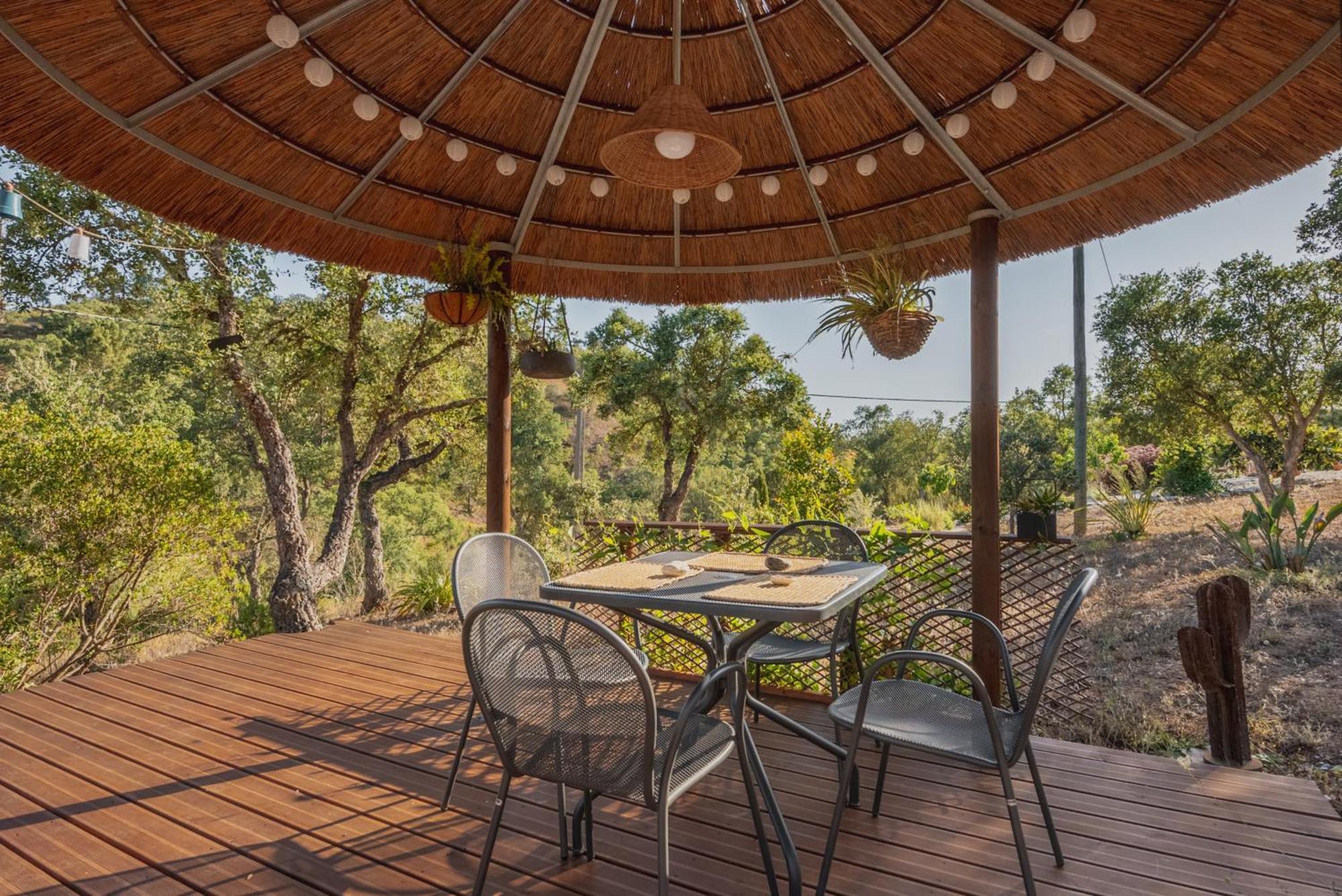 A Baleia, Bungalow De Charme อัลเจซูร์ ภายนอก รูปภาพ